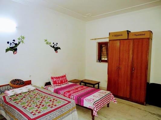 PG in sector 33 Gurgaon