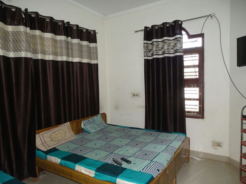 Tips for Finding the Perfect Paying Guest in Gurgaon